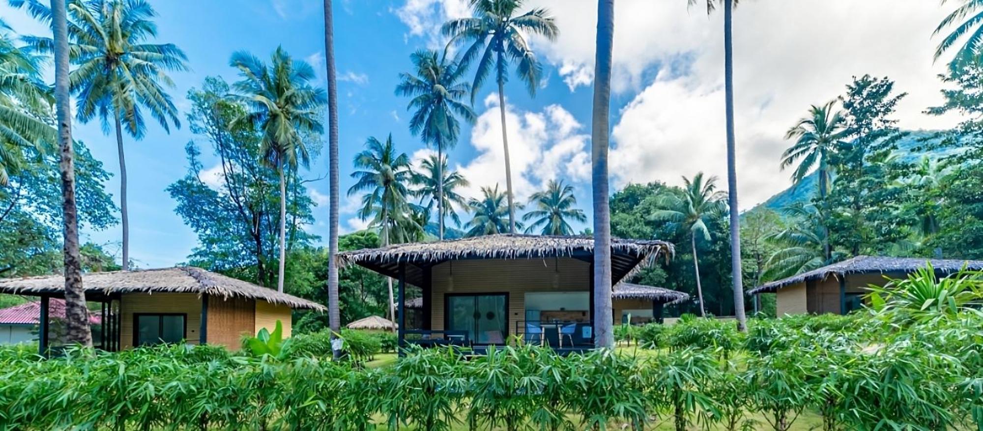 Suan Residence - Exotic And Contemporary Bungalows With Private Pool Чалоклам Экстерьер фото